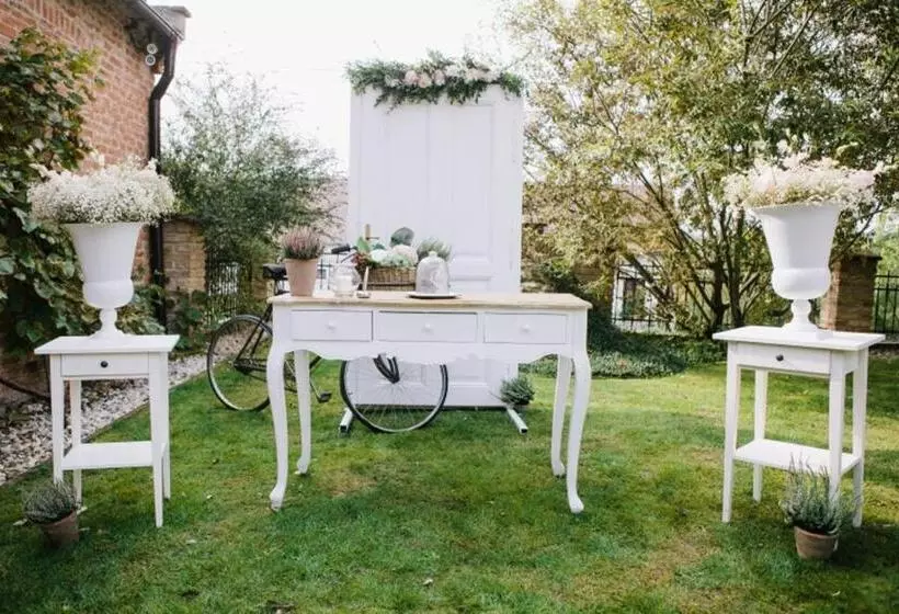 Hotelli Villa Daniela