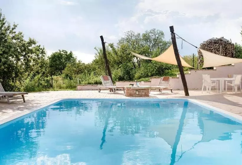 Hotelli Villa Daniela