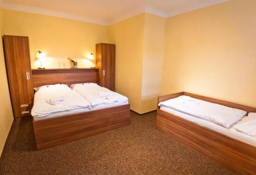 Hotelli Villa Daniela