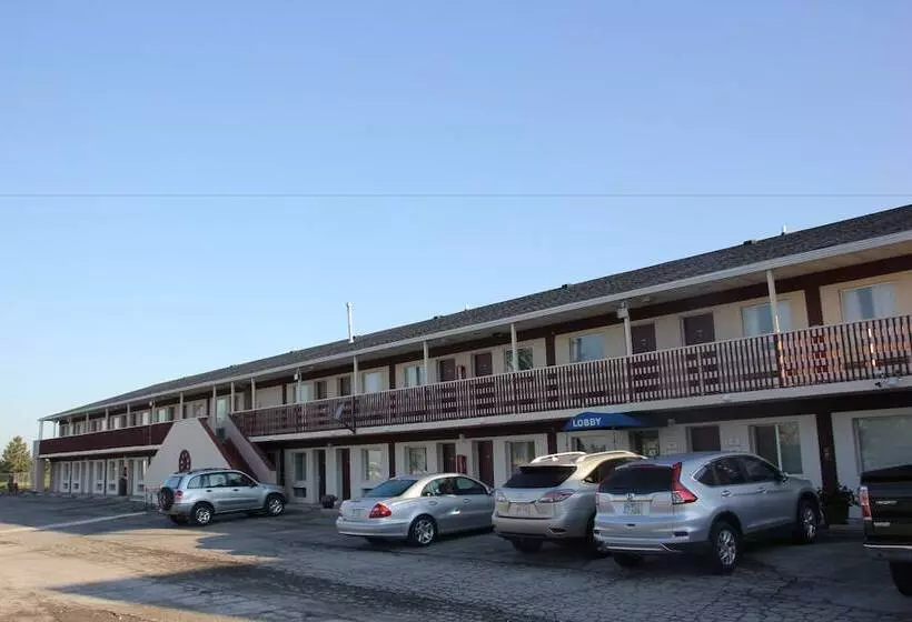 Motelli Lake Erie Lodge