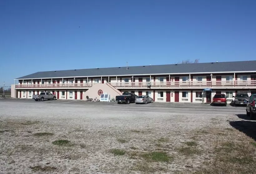 Motelli Lake Erie Lodge