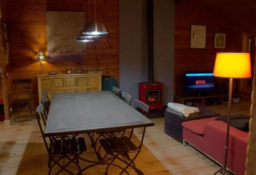 ペンション Beewood