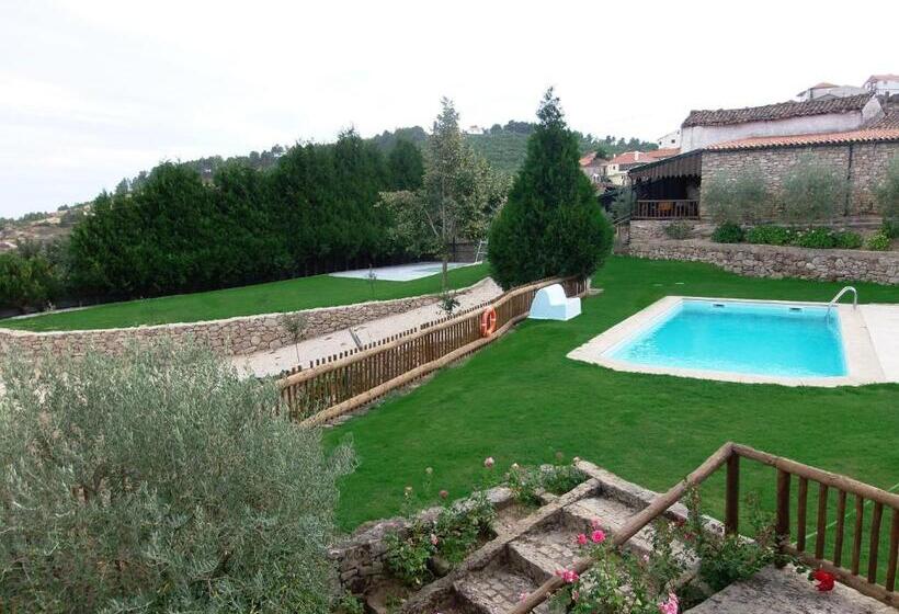 بنسيون Casa Dona Urraca