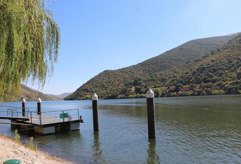 بنسيون Casa Dona Urraca