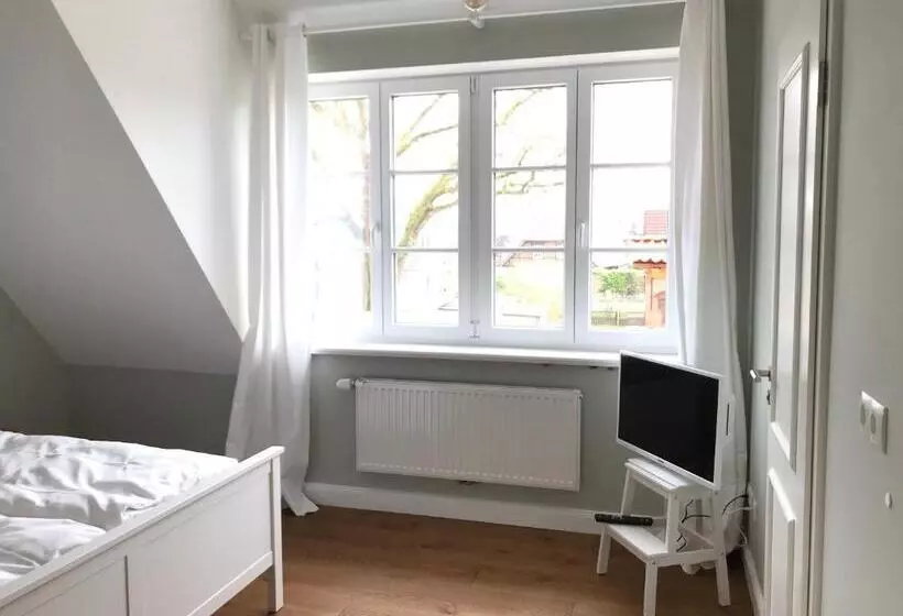 ペンション Ferien Hohes Elbufer