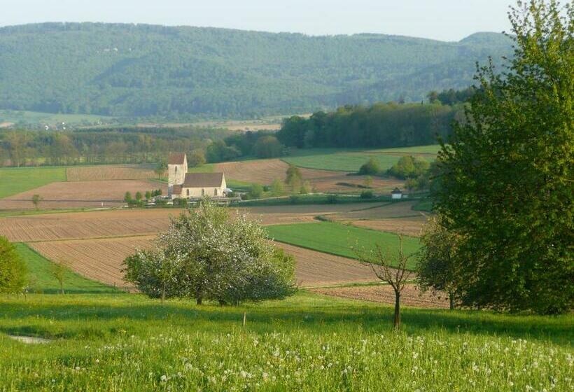 بنسيون La Pomme De Pin