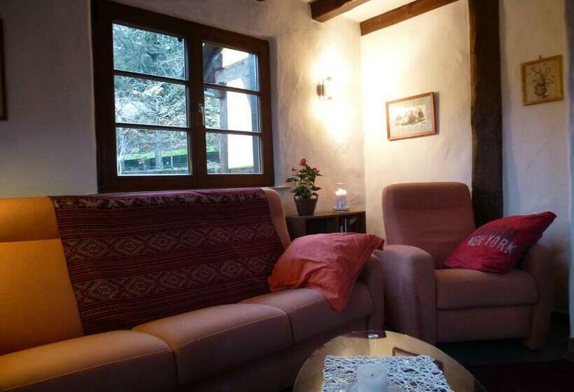 بنسيون La Pomme De Pin