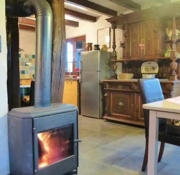 Majatalo La Pomme De Pin