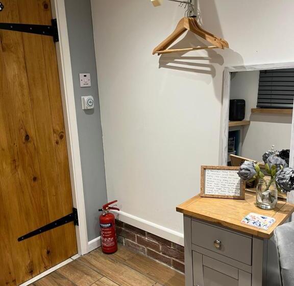 بنسيون The Lodge