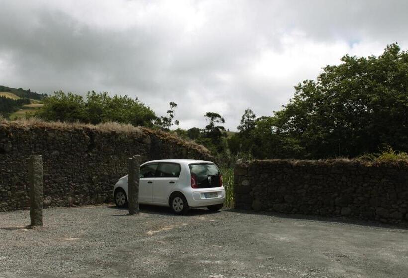 פנסיון Villa Várzea Garden Suite