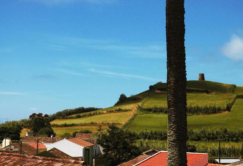 פנסיון Villa Várzea Garden Suite