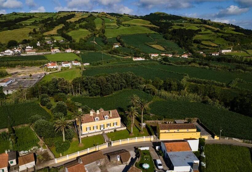 פנסיון Villa Várzea Garden Suite