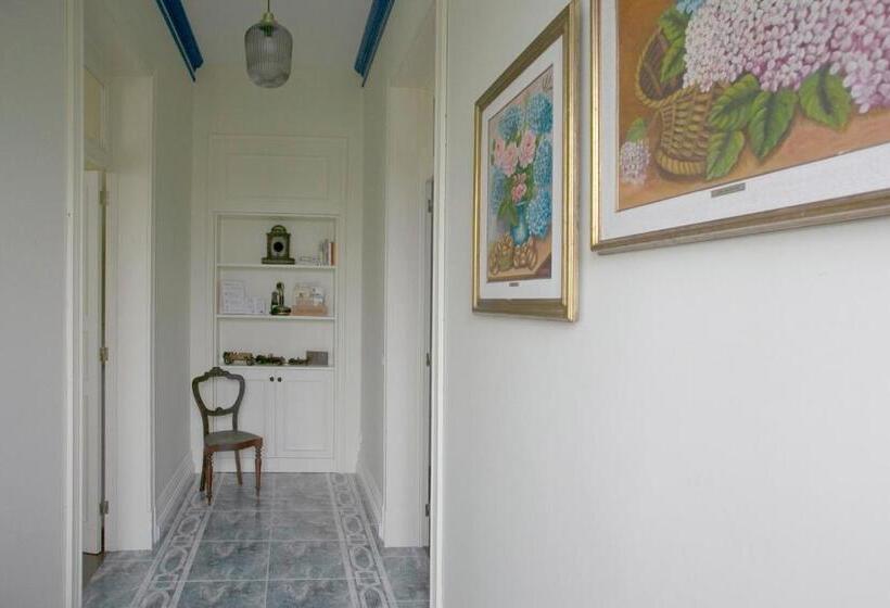 פנסיון Villa Várzea Garden Suite