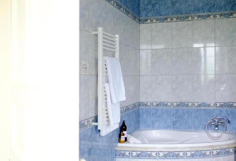 פנסיון Villa Várzea Garden Suite