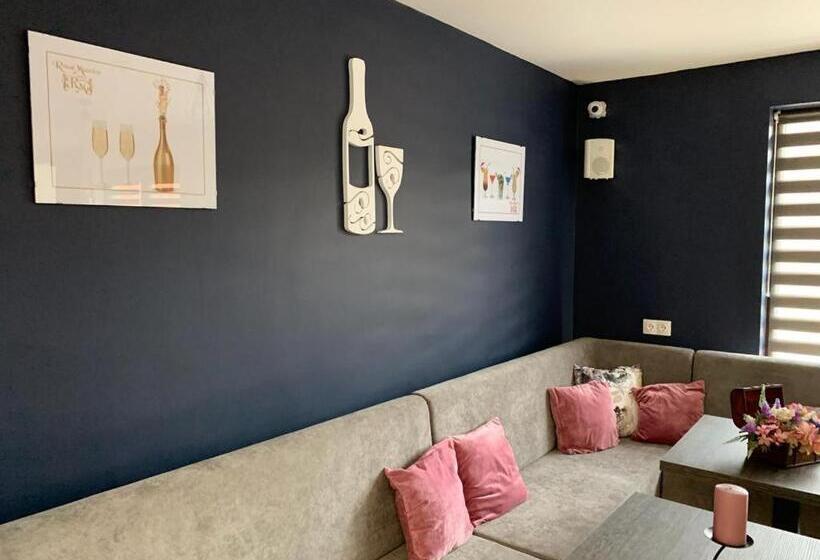 Pensiunea Roua Muntilor