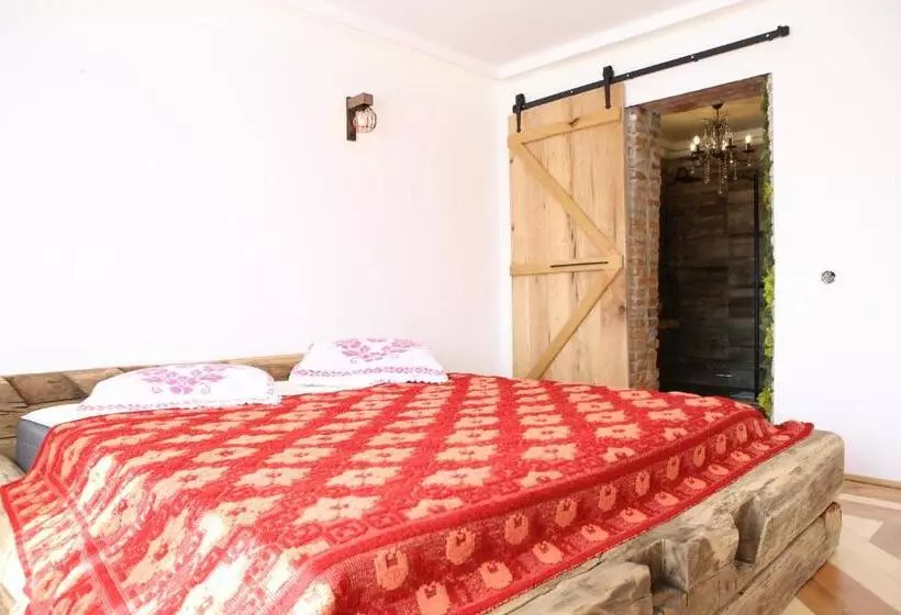 Aamiaismajoitus (B&B) Agropensiunea Maria