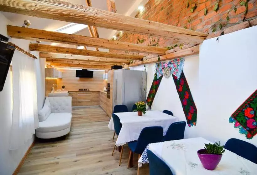 Aamiaismajoitus (B&B) Agropensiunea Maria