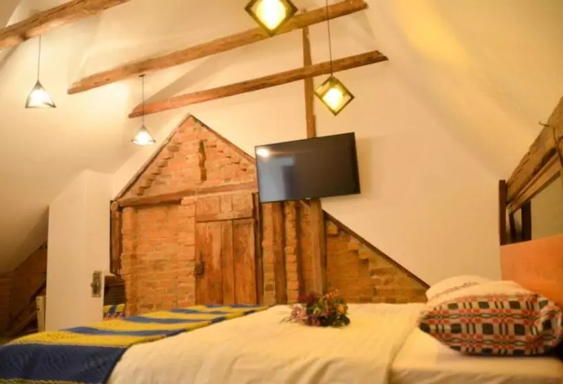 Aamiaismajoitus (B&B) Agropensiunea Maria