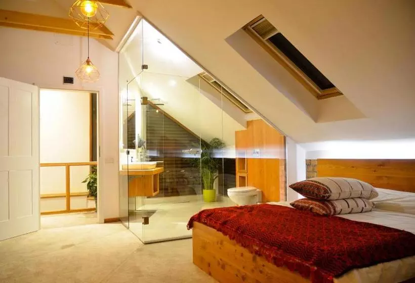 Aamiaismajoitus (B&B) Agropensiunea Maria