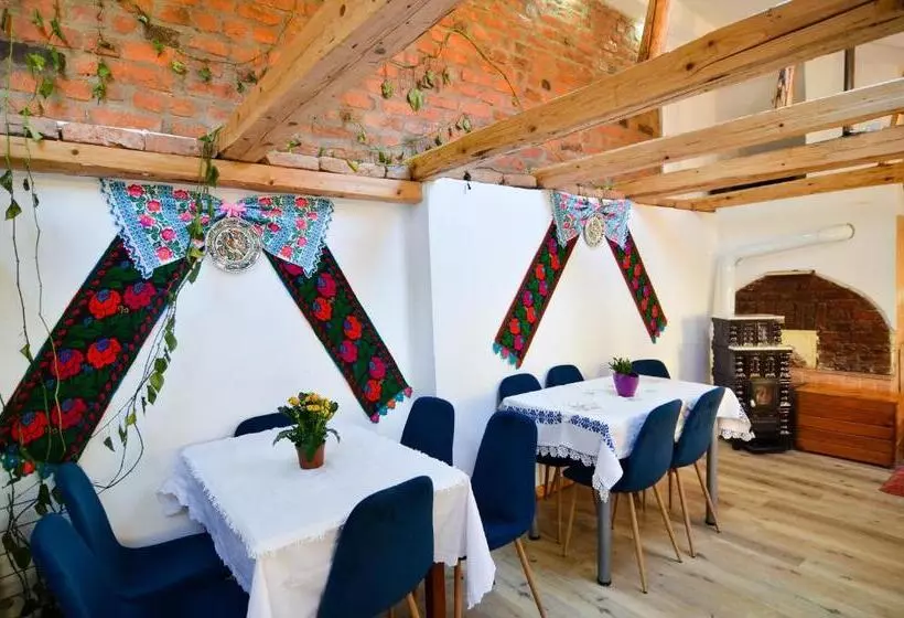 Aamiaismajoitus (B&B) Agropensiunea Maria