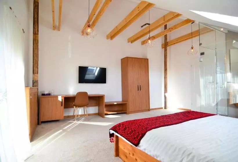 Aamiaismajoitus (B&B) Agropensiunea Maria