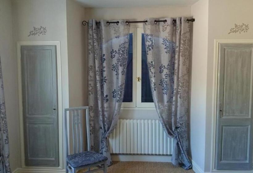 مبيت وإفطار Chambre D Hôtes La Citadelle