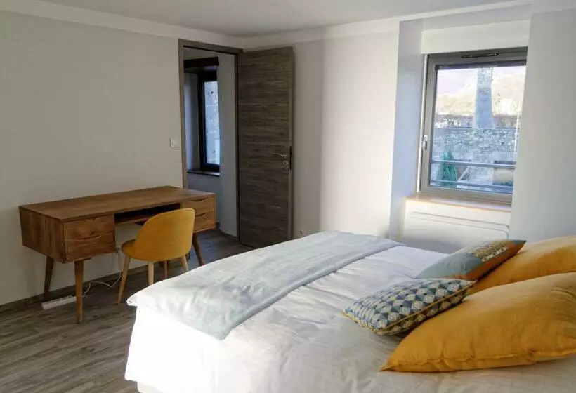 ベッドアンドブレックファースト Chambre D Hôtes La Longère