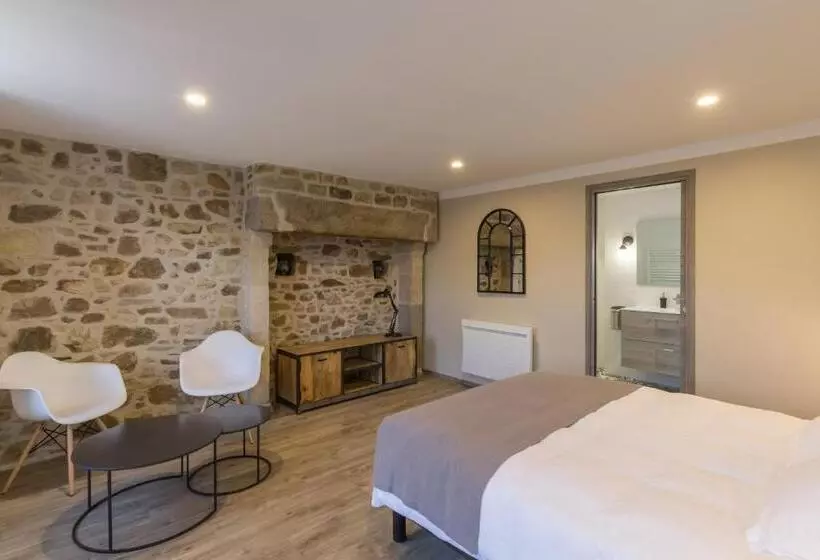 ベッドアンドブレックファースト Chambre D Hôtes La Longère