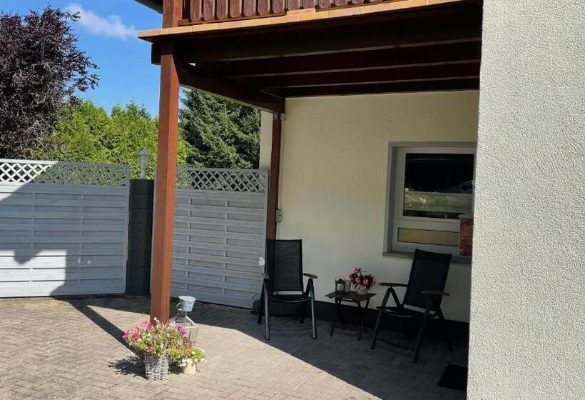 Aamiaismajoitus (B&B) Haus Kristal