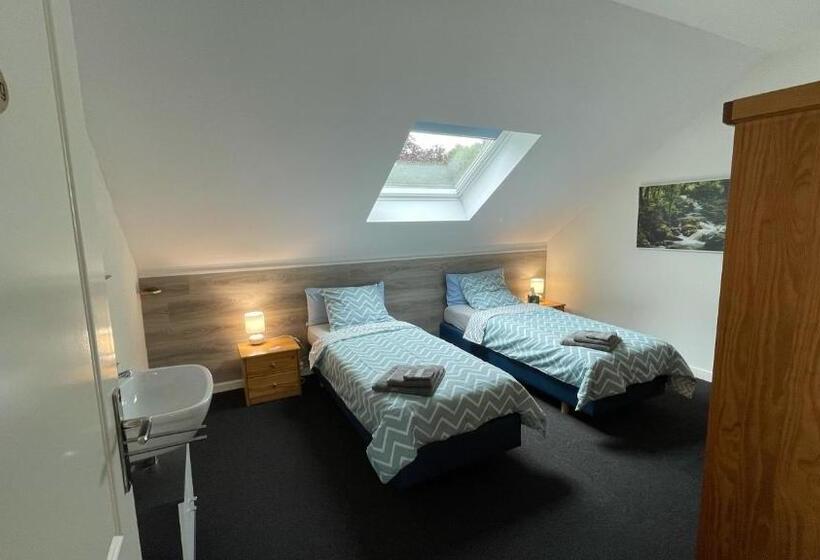 Aamiaismajoitus (B&B) Haus Kristal