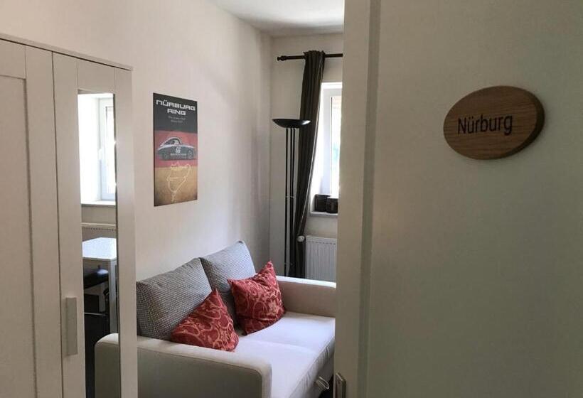 Aamiaismajoitus (B&B) Haus Kristal