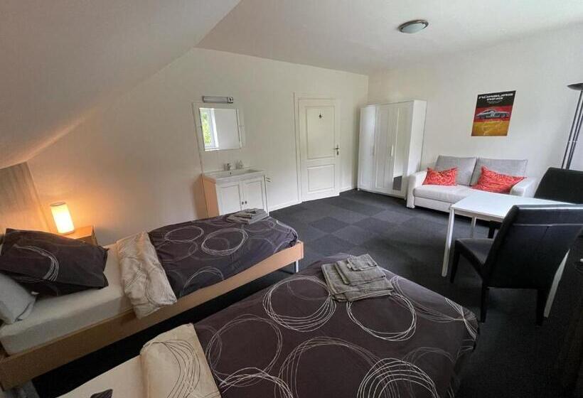 Aamiaismajoitus (B&B) Haus Kristal