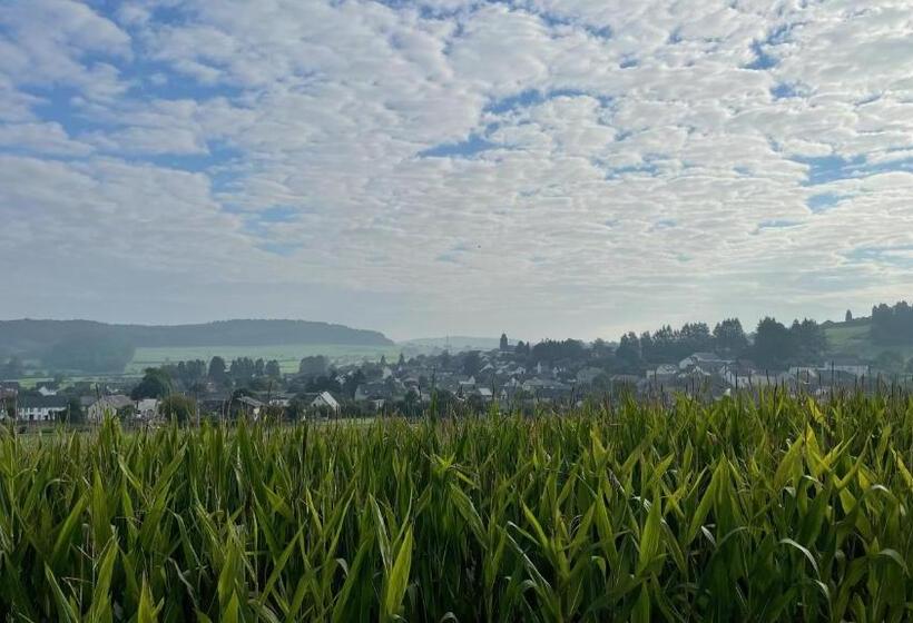 Aamiaismajoitus (B&B) Haus Kristal