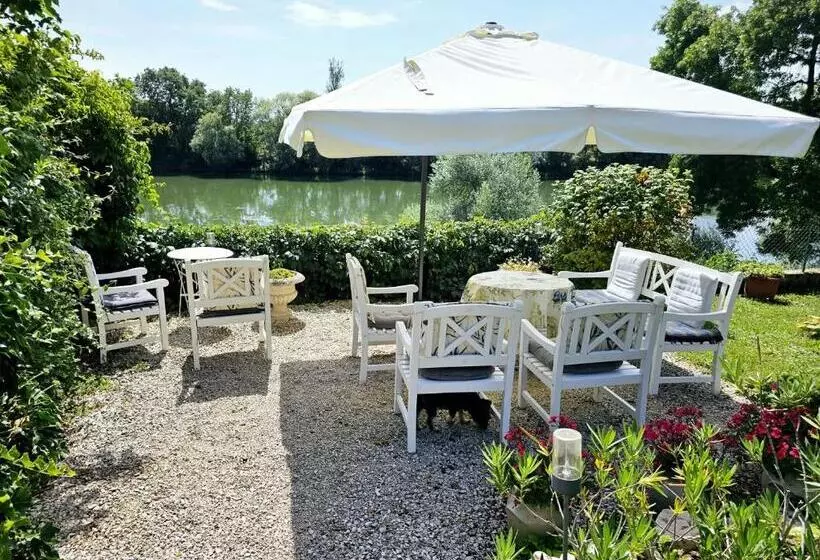 Aamiaismajoitus (B&B) Jan S Place In Burgundy