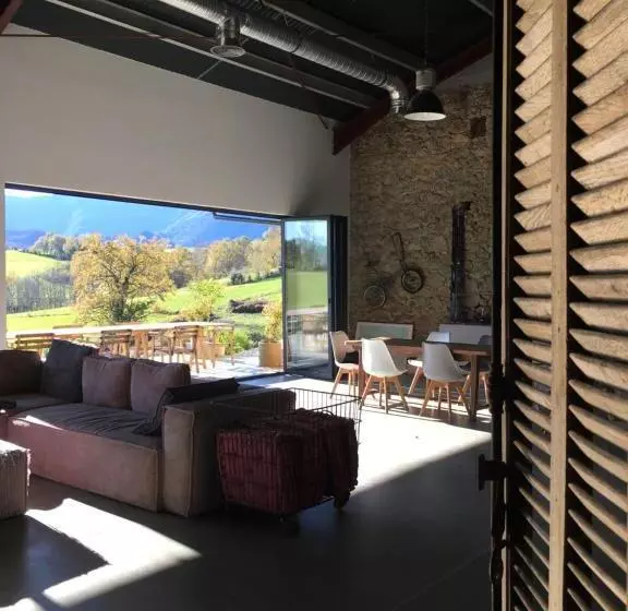 Aamiaismajoitus (B&B) L Autre Sud