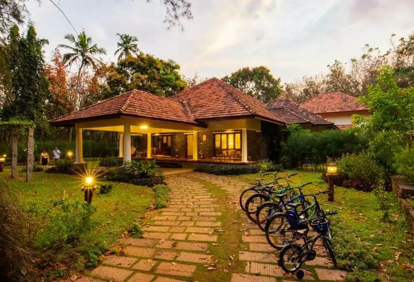 Aamiaismajoitus (B&B) Vaikundam Legacy