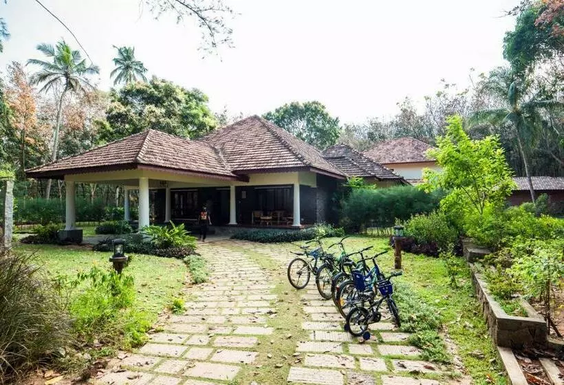 Aamiaismajoitus (B&B) Vaikundam Legacy