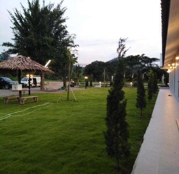 בית מלון כפרי บ้านไม้หอมบูติค สวนผึ้ง