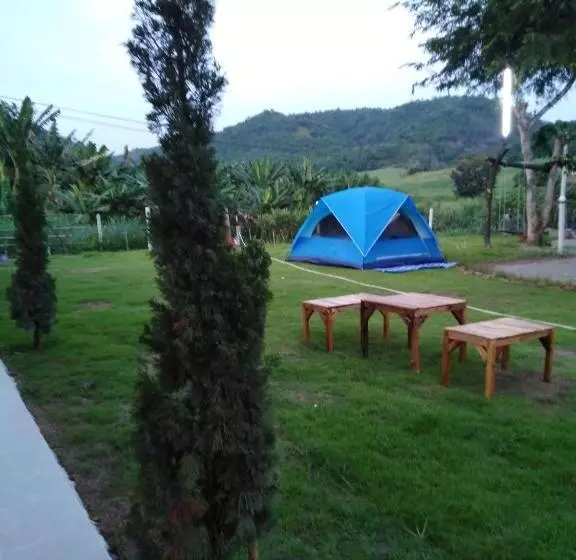 Hotelli บ้านไม้หอมบูติค สวนผึ้ง