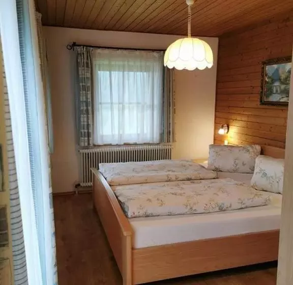 ホテル Biobauernhof Und Ferienhaus Riederbauer