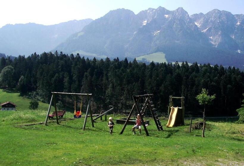 Отель Biobauernhof Und Ferienhaus Riederbauer