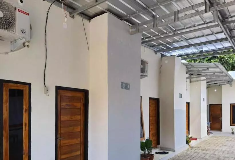 ホテル Reddoorz Syariah At Labuhan Maringgai Lampung