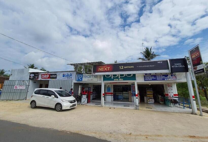 Отель Reddoorz Syariah At Labuhan Maringgai Lampung