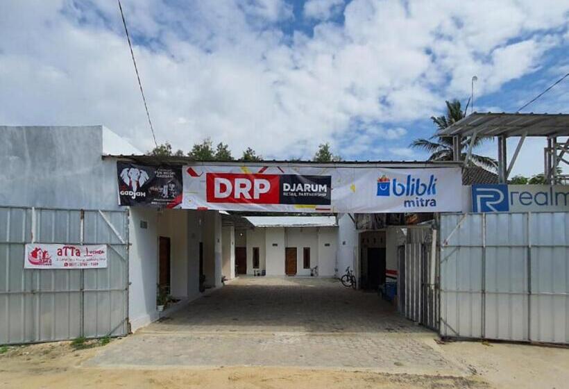 Отель Reddoorz Syariah At Labuhan Maringgai Lampung