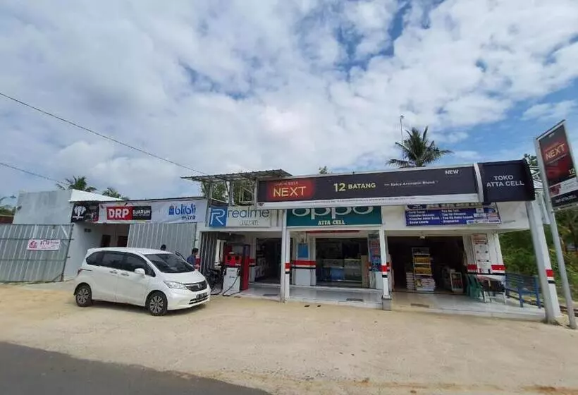 ホテル Reddoorz Syariah At Labuhan Maringgai Lampung