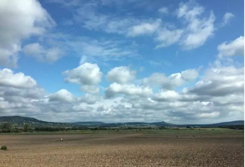 ペンション Ablak A Hegyre Vendégház