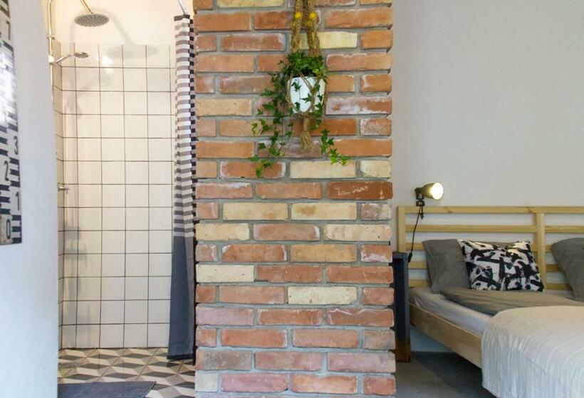 Пансион Ablak A Hegyre Vendégház