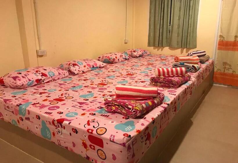 Pension (Hôtel basse catégorie) Baan Rai Pray Rung Kaeng Krachan