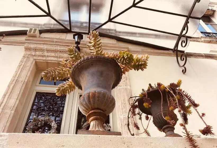 Majatalo Clos Remy Maison D Hôtes