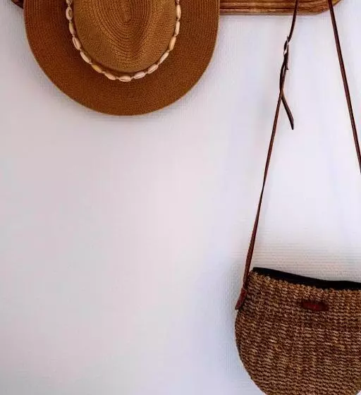 ペンション Domaine Des Pousses, Chambres D Hôtes Au Coeur D Un Village De Campagne